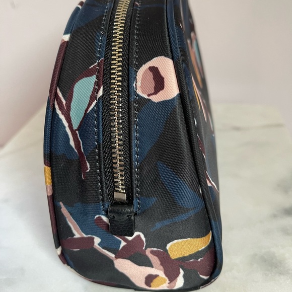 NWT Kate Spade dawn paper rose medium dome cosmetic case - Picture 6 of 8